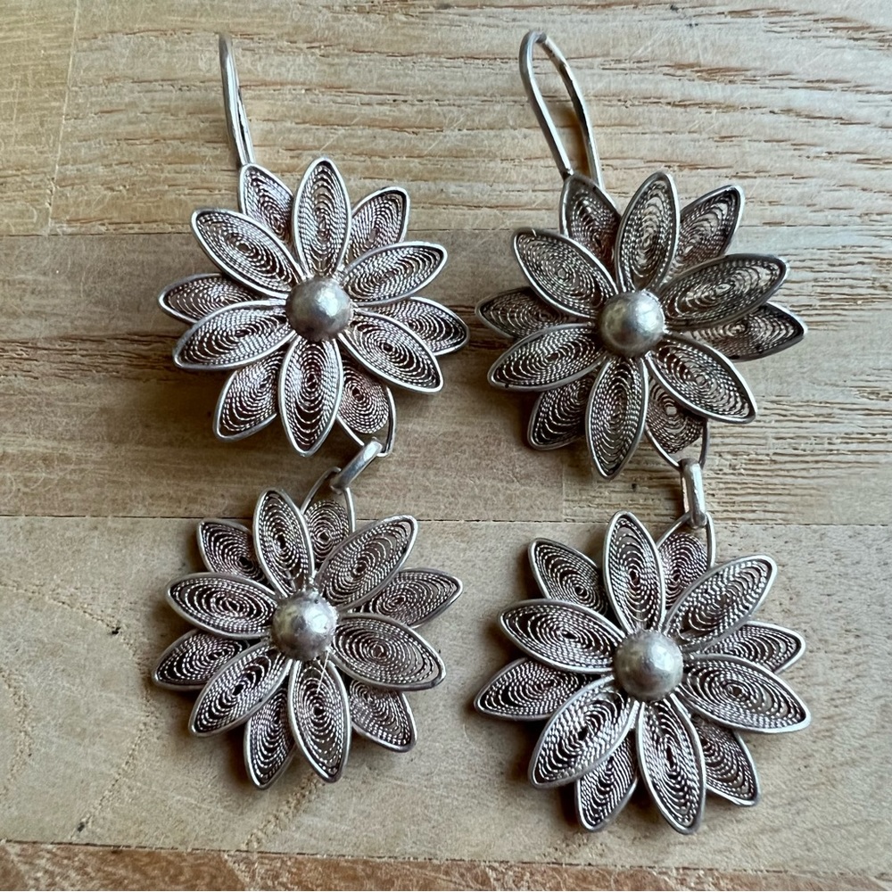 Artisan silver filagree floral daisy drop earrings - Picture 4 of 8